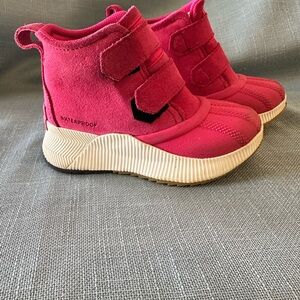 Sorel Kids Boots in Pink and Cream